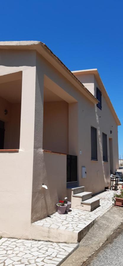 Casa Vacanza Costa Rossa Vista Mare Trinità dʼAgultu 외부 사진