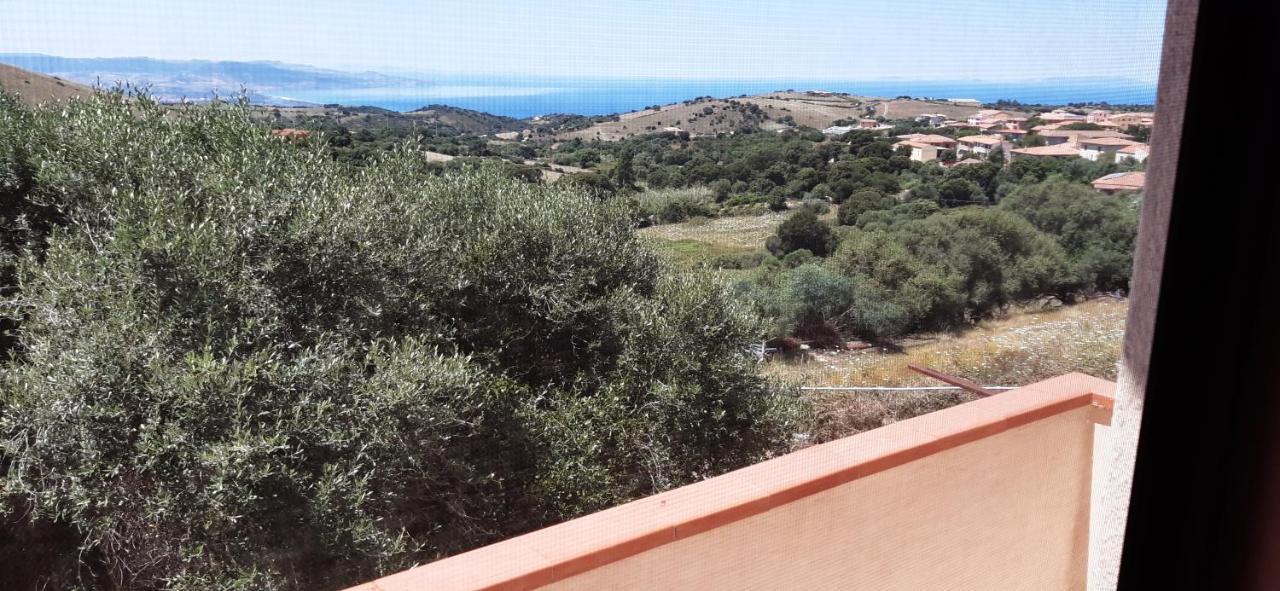 Casa Vacanza Costa Rossa Vista Mare Trinità dʼAgultu 외부 사진