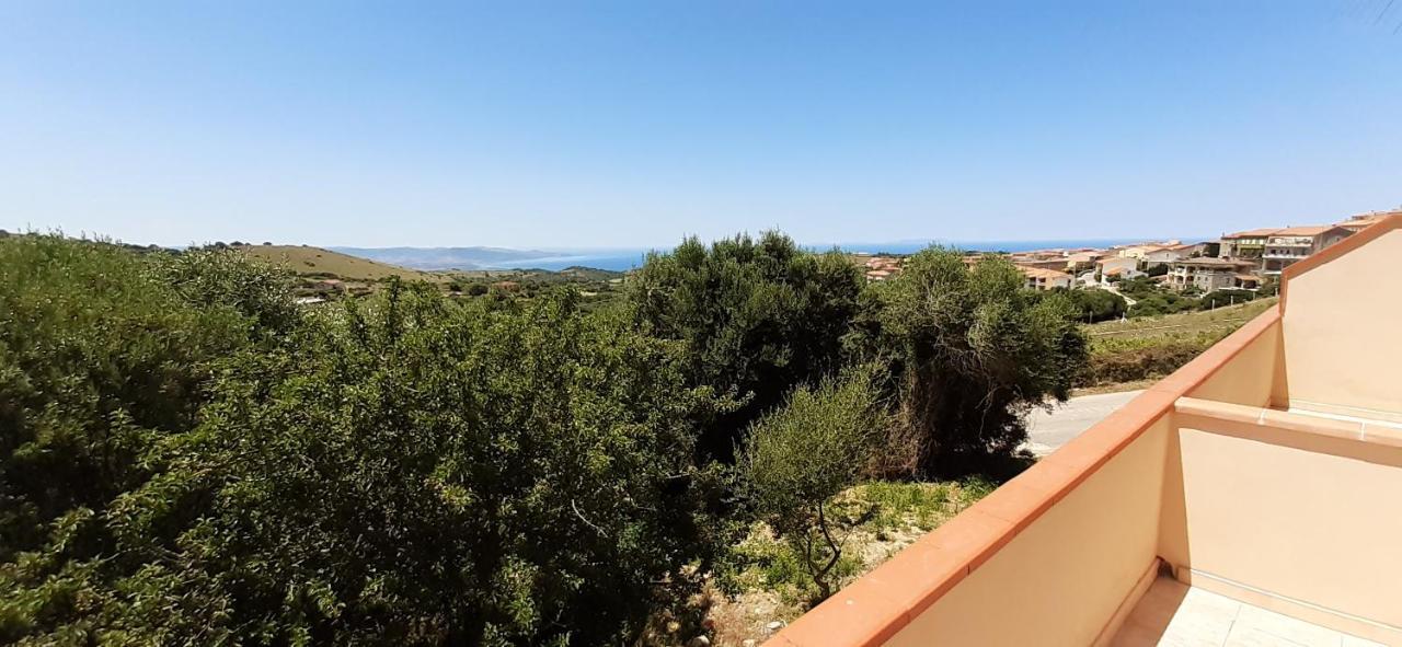 Casa Vacanza Costa Rossa Vista Mare Trinità dʼAgultu 외부 사진